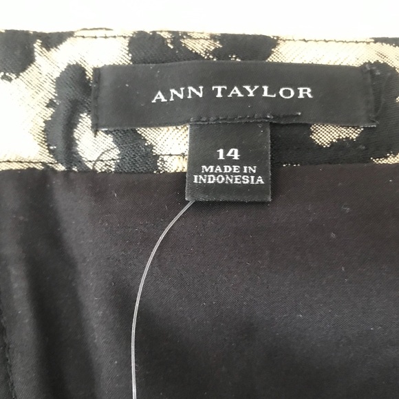 Ann Taylor Flower Leopard Spot Skirt - Picture 3 of 4